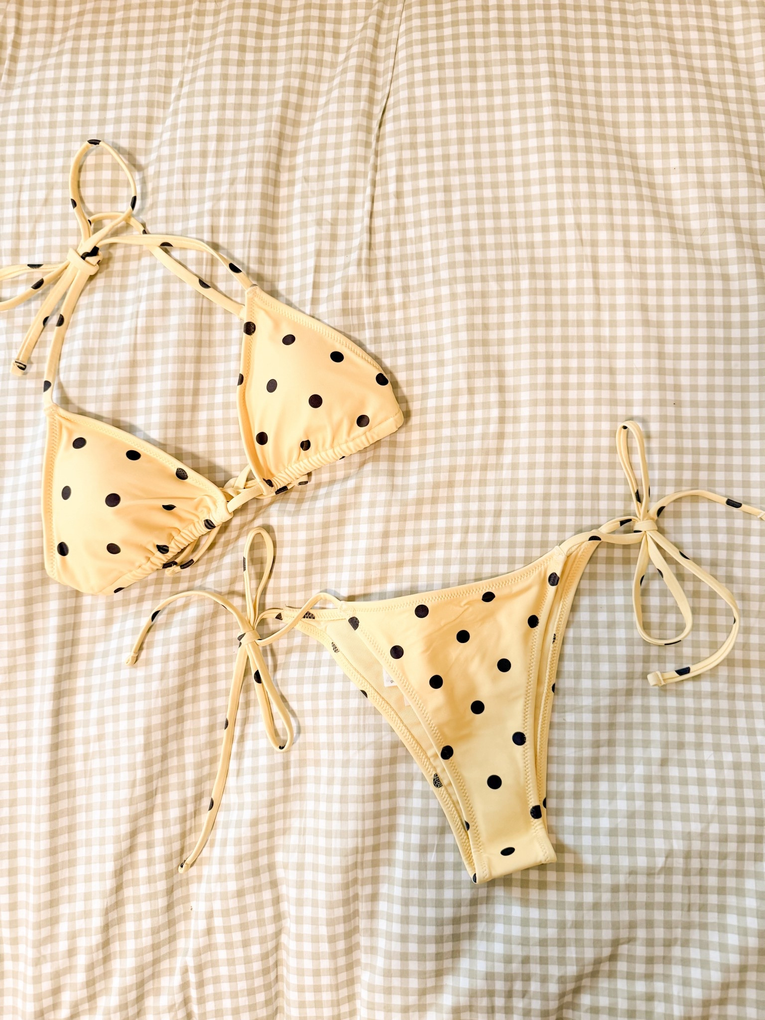 Aerie yellow polka dot bikini 💛
the cutest summer swim find
perfect for beach trips + pool days
true to size
@Aerie 
#AerieSwim
#SummerSwimwear
#BeachOutfits
#VacationStyle
#GenZStyle

#LTKU #LTKTravel #LTKootd