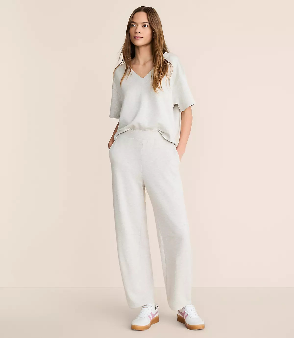 Lou & Grey Scubasoft Relaxed Taper Pants | LOFT