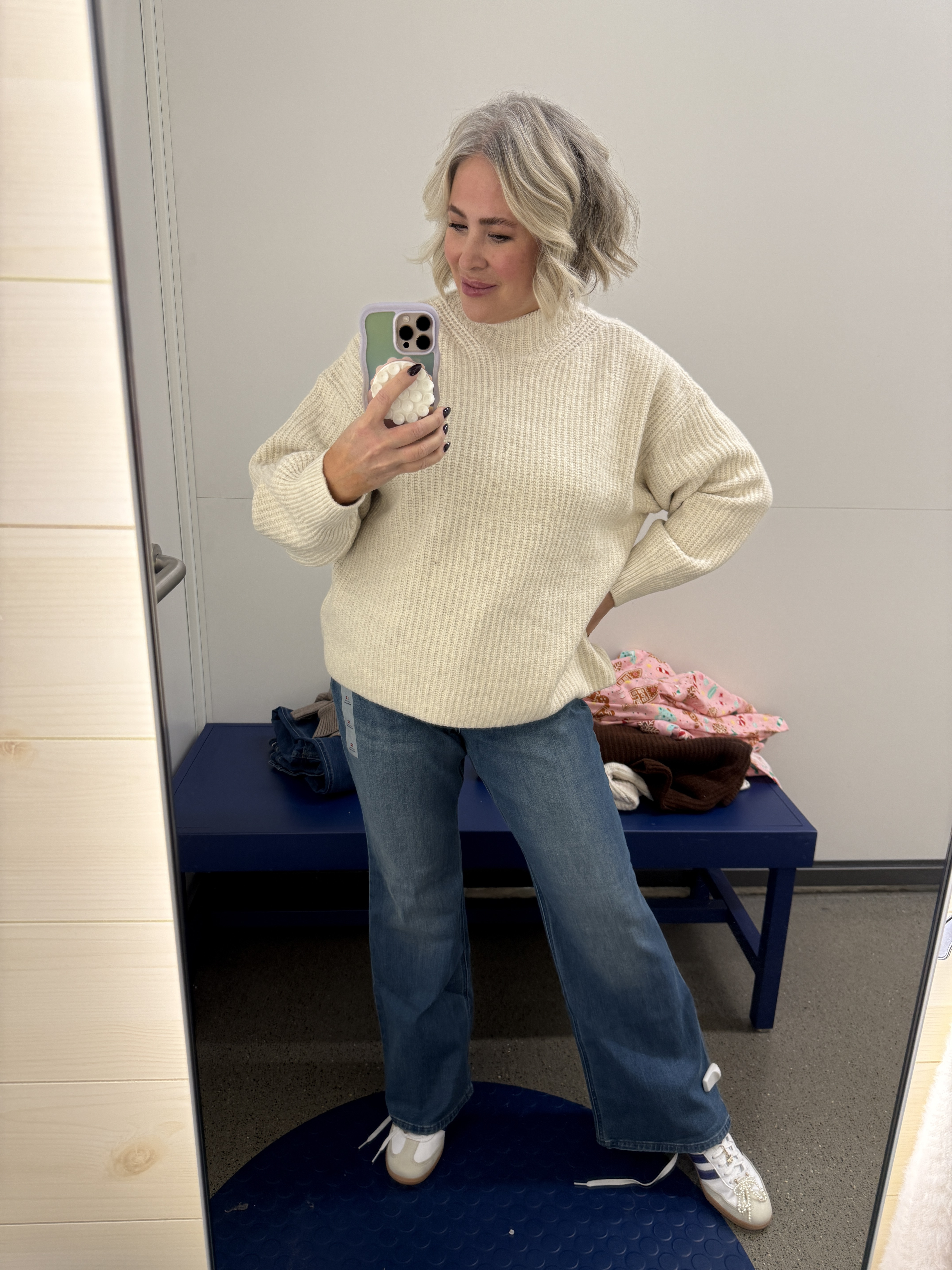 Sharing my favorite jeans, cozy sweaters, and versatile outfits perfect for the season. Tap to shop these flattering, everyday looks! #FallFashion #MidsizeStyle #Over40Fashion 

Size XL sweater (it runs tts)
Jeans, size 12, needed to get 10 (stay tts)

#LTKMidsize #LTKFindsUnder100 #LTKGiftGuide