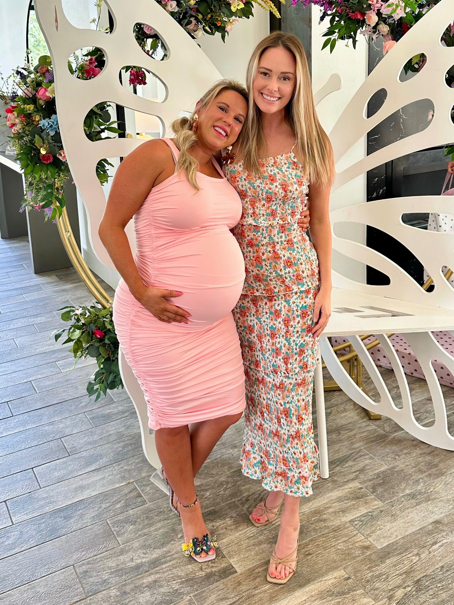 I love this Amazon dress so much, I bought it in 3 colors…and several are on sale! I’ve worn it to a wedding, baby shower, bridal shower, and date night. Dress Size: small Dress Color: floral apricot

Easter dress, Easter outfits, midi dress, spring outfits, summer outfits, spring dresses, summer dresses, vacation outfits, vacation dresses, date night outfits, wedding guest dresses, Easter dress women, Easter outfits women


#LTKWedding #LTKSaleAlert #LTKootd
