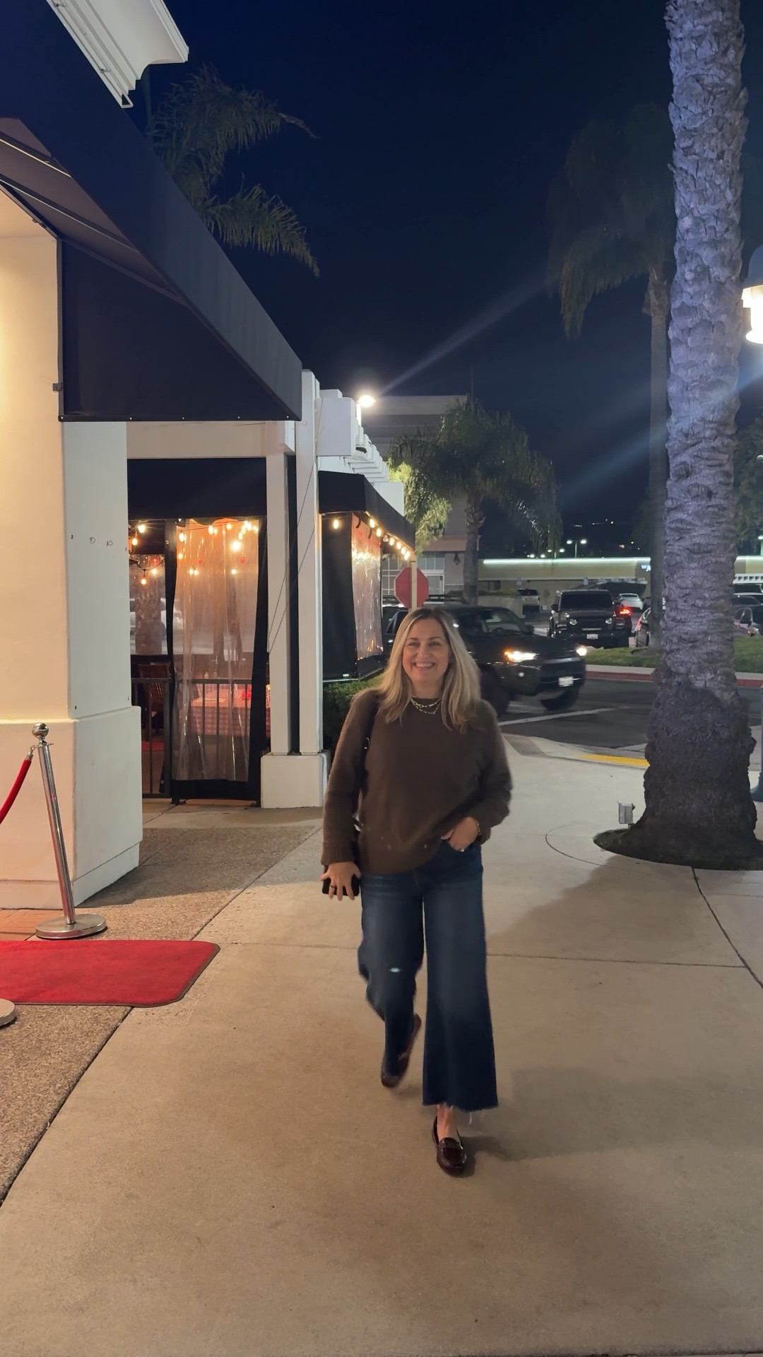 Here’s what I wore out to dinner for a casual dinner. I absolutely adore this oversized cashmere sweater.  It is unbelievably soft and comfortable.  

#LTKCyberWeek #LTKdayinmylife #LTKGiftGuide