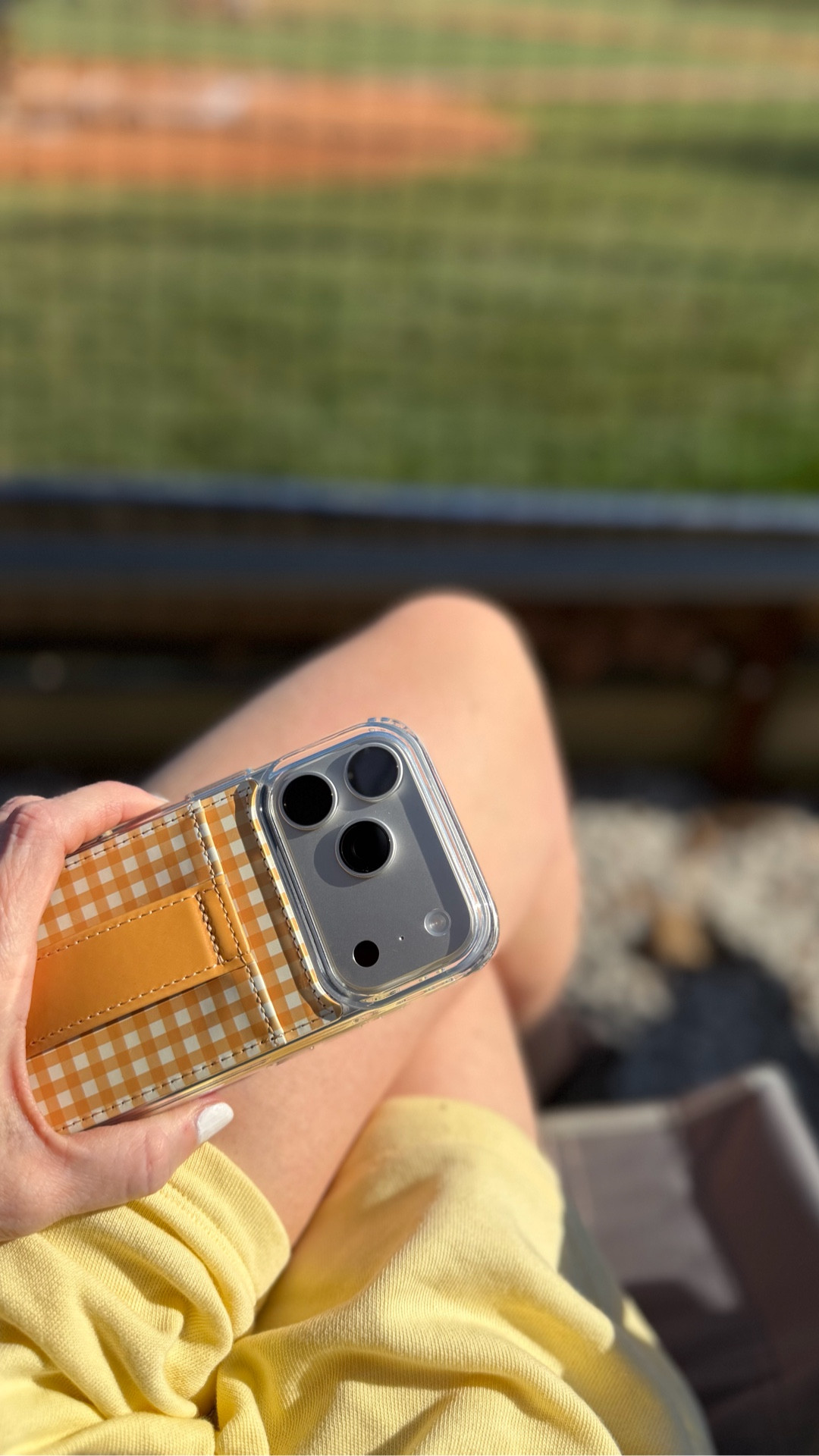 On the go with my Metas means they have to stay put on my face- these little grippers make that happen! 

With over 1k sold this month- grab them before there gone🫶🏻 available in one set or two. 