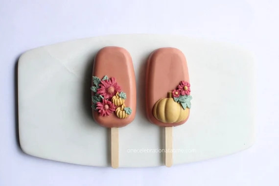 Read the full title
    Pumpkin Themed Cakesicles, Fall Cakesicles, Fall Cake Pops, Cakesicles | Etsy (US)