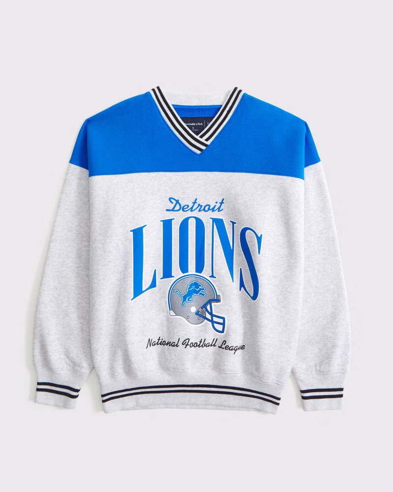 Abercrombie & Fitch Women's Detroit Lions Graphic Vintage Sunday Crew in Light Gray - Size XXS | Abercrombie & Fitch (US)