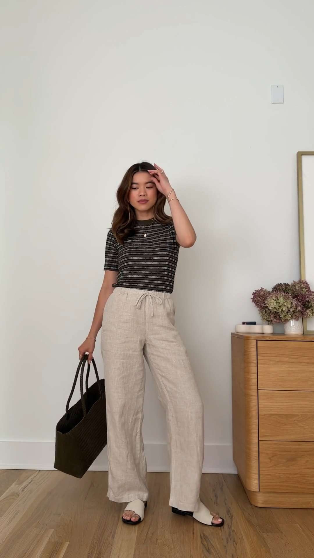  Sizing info:
•tee size XS
•pants size XXS short in oat 

Shop the @Madewell insider event now through 3/22 for 25% off site wide for Madewell insiders!  

Spring outfits, spring style, spring sandals, leather tote bag, madewell disocunt, Madewell pants, madewell tee, spring outfit ideas, vacation outfits, petite style, madewell sale, spring top, spring tee, linen pants


 

#LTKSpringSale #LTKPetite #LTKmomlife