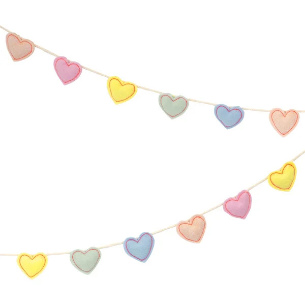 Felt Heart Garland - Meri Meri Valentine's Day | Maisonette | Maisonette