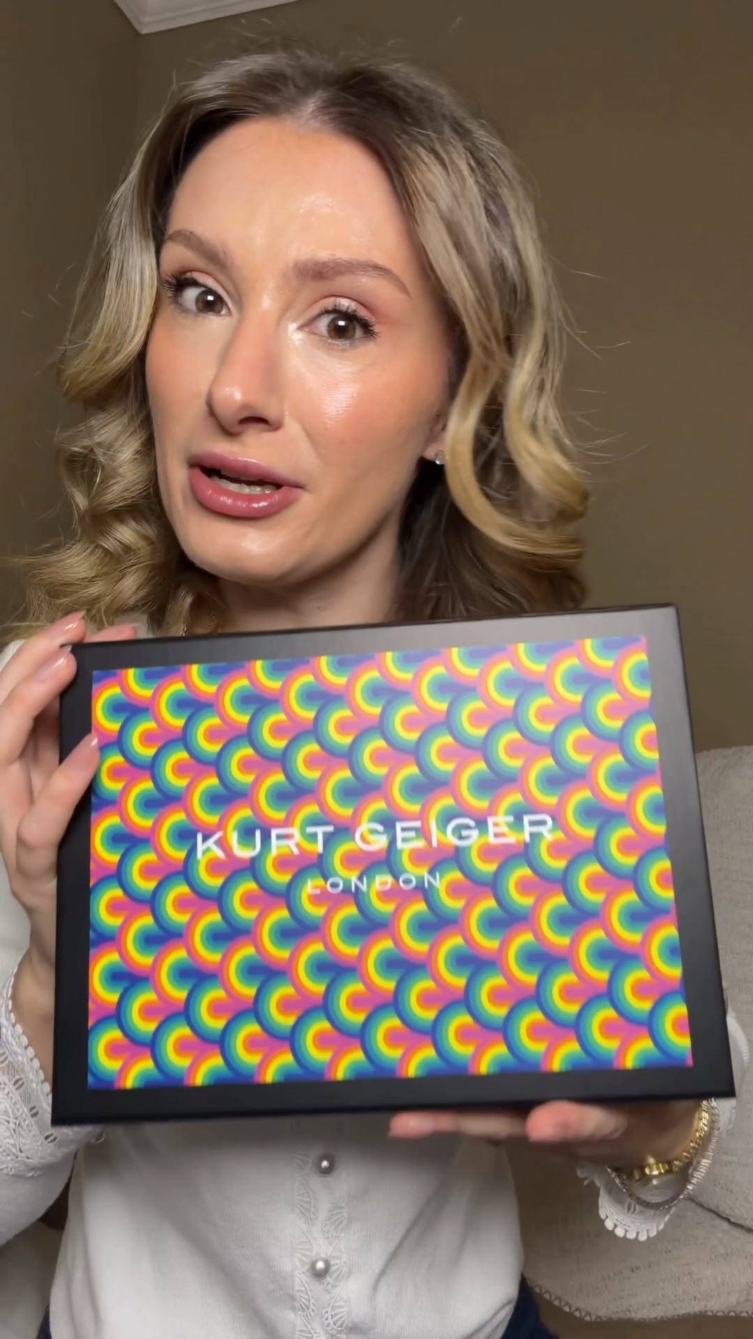 Did you know you could personalize a bag at Kurt Geiger?! I didn’t but now I’m obsessed! 

You get to pick out the material you want for the body to en the flap, you also get to choose the color eagle head you want and the color of hardware. Lastly you can finish off with choosing some bag charms.

I chose the tan suede for the body and brown croc embossed leather for my flap. I got the brass colored eagle and hardware and then a Big Ben brass bag charms.
I had so much fun making this online, I can’t wait to go into a Kurt Geiger store and make one!

Personalized purse, custom bag, Kurt Geiger purse, mid range luxury bags, mid range designer bags 
LTK bag 