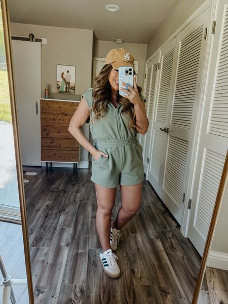 One of my favorite comfy rompers from Abercrombie. Wearing size small

Travel outfit
Comfy outfit
Mom outfit
Adidas sneakers



#LTKfindsunder100 #LTKsalealert #LTKActive