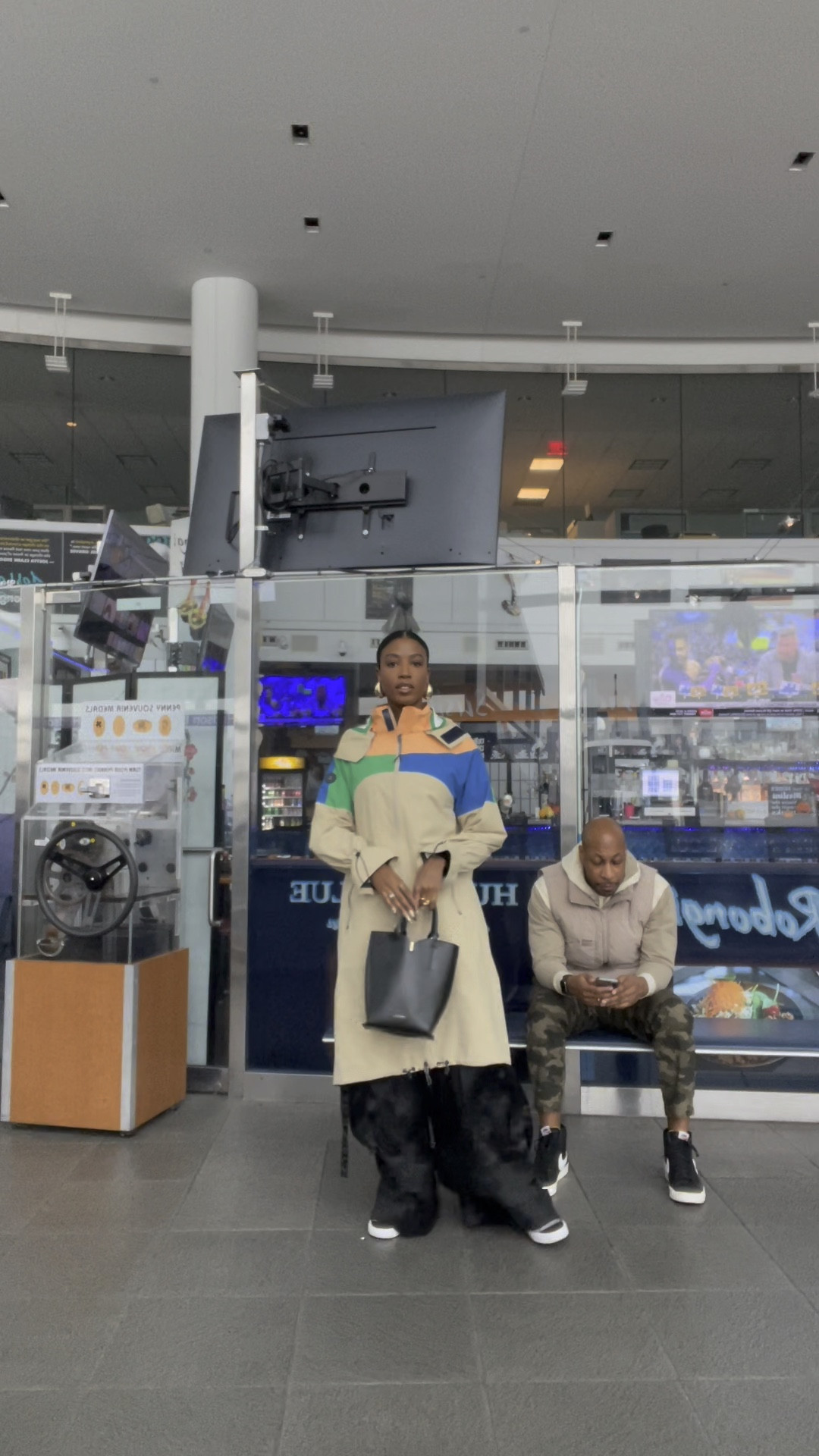 THE most fashionable and functional raincoat ever! It’s long, extremely water repellant and fly! Sweaty Betty snapped with this one, I got so so many compliments! I bought it last year so they no longer have this color way, but another one that is just as beautiful! 

#LTKSeasonal #LTKstyletip #LTKtravel