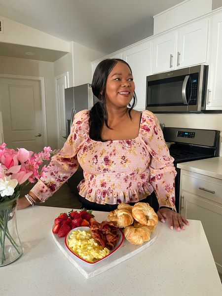 How cute is this cutting board!  Valentine’s Day Breakfast Charcuterie Board 💕!  #heartcharcuterieboard #heartcuttingboard 

#LTKfindsunder100 #LTKhome #LTKSeasonal