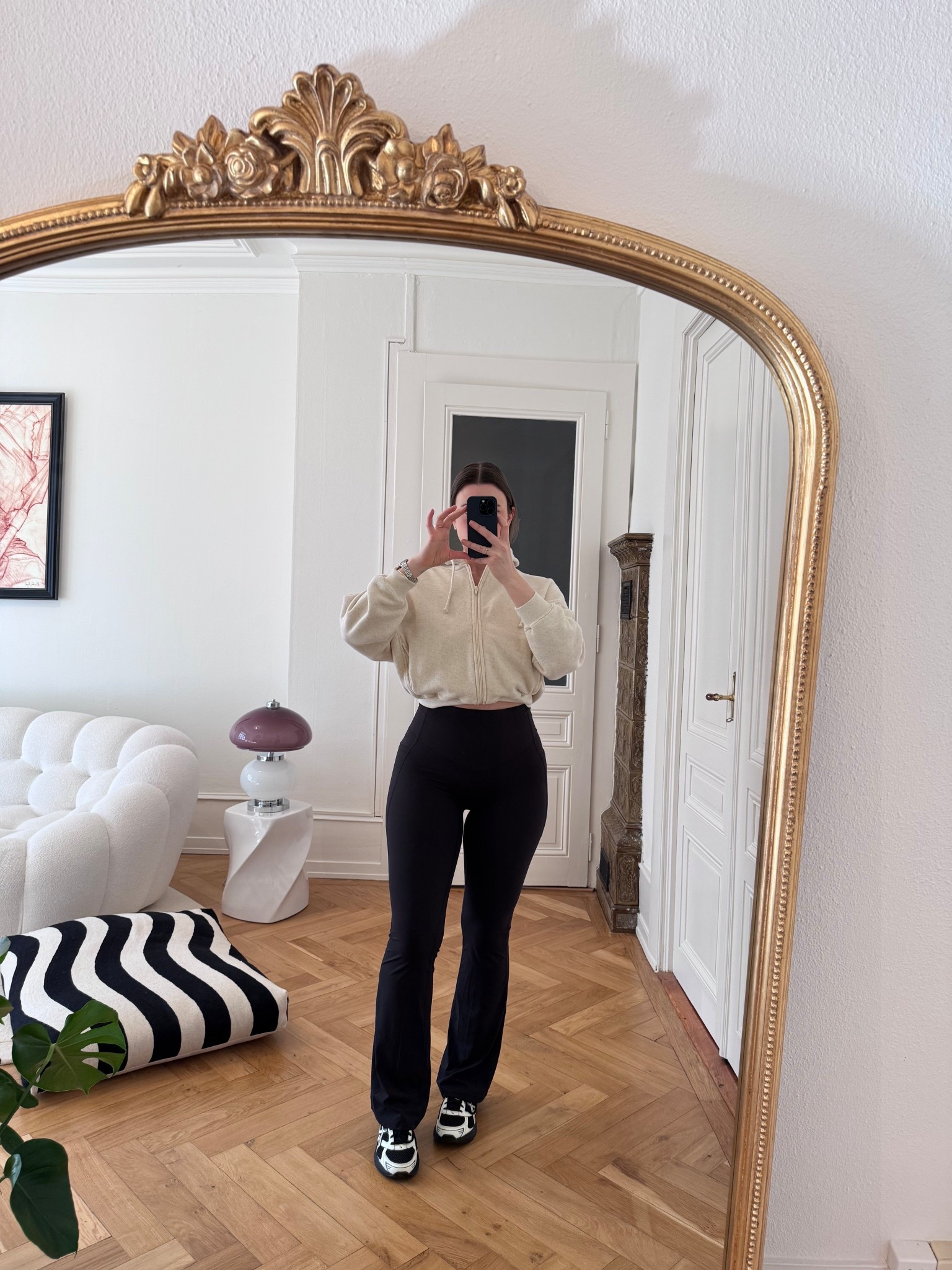 Halara leggings-Size L and Tall (fits like a 8US at lululemon)
ASICS shoes-TTS 

#LTKOver40 #LTKTall #LTKMidsize