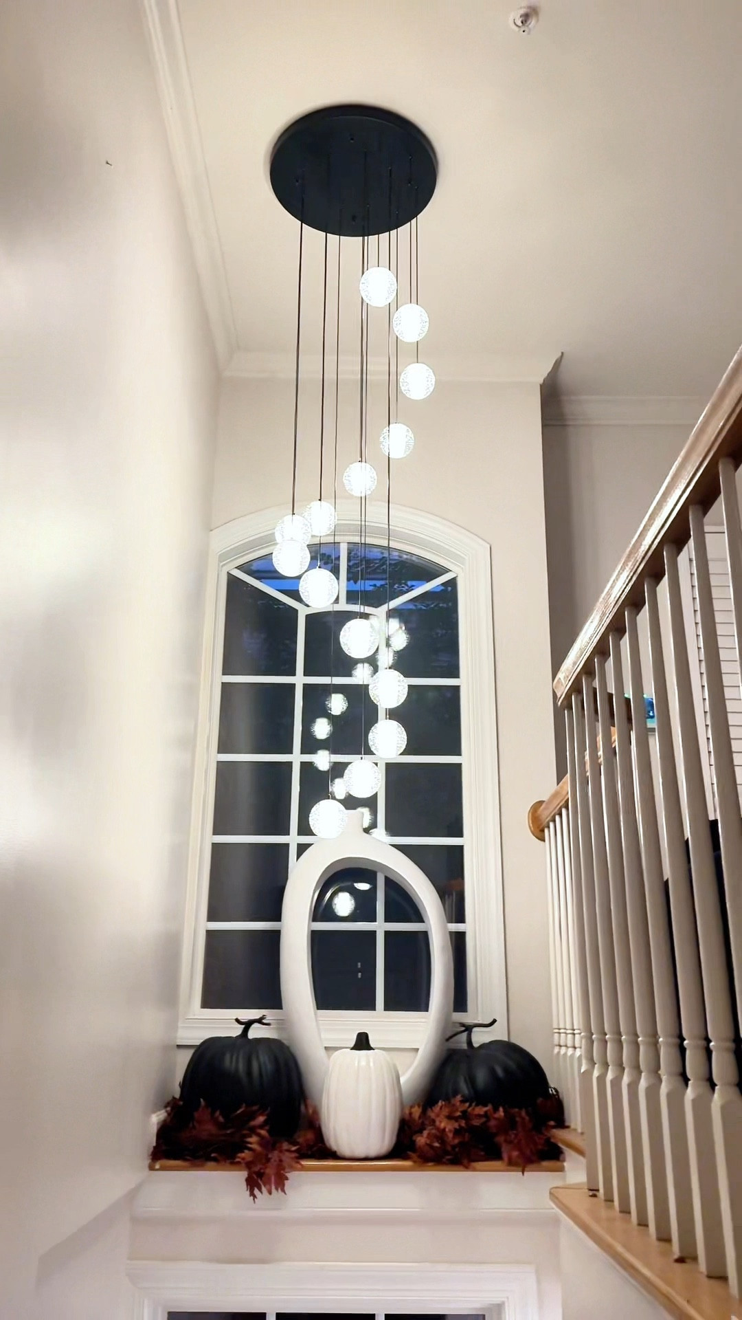 All the drama ✨💡

#LTKU #LTKHome