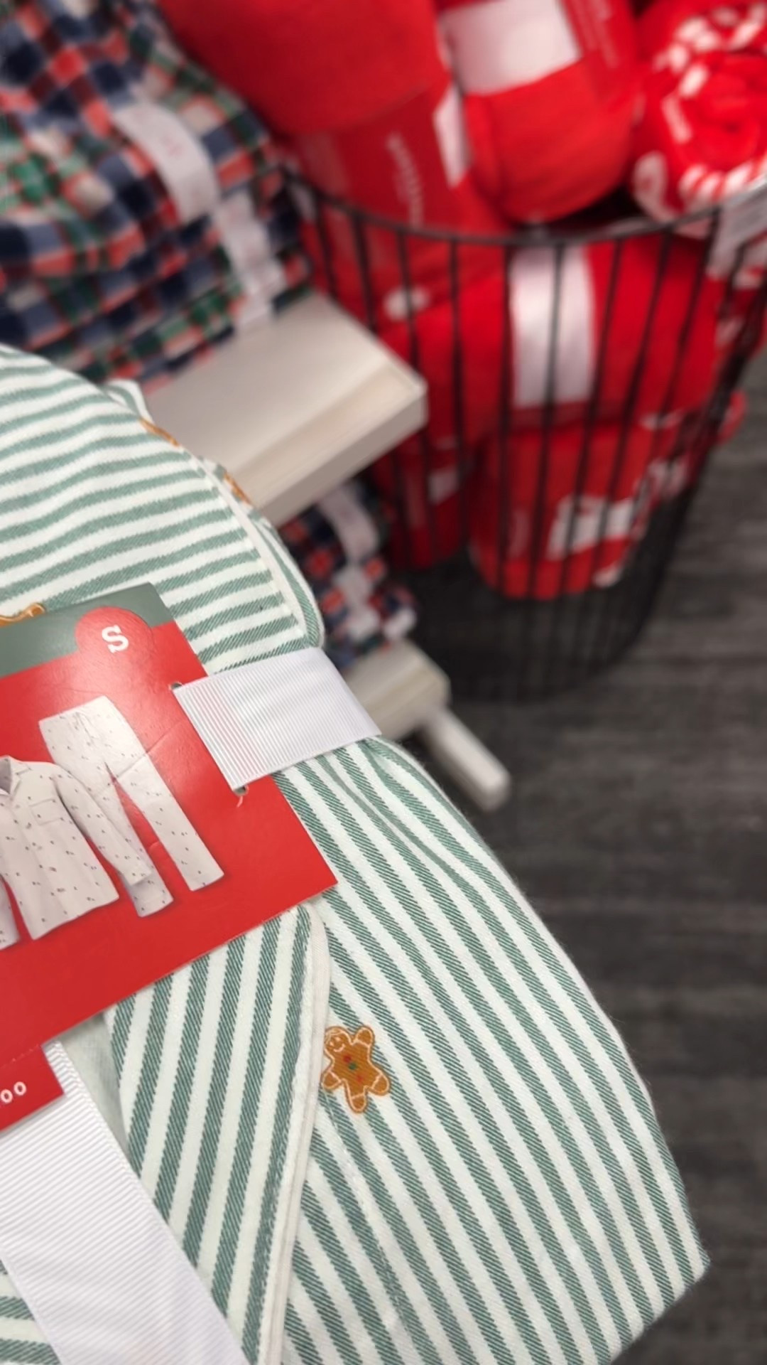 Target Stripes & Gingerbread 

#LTKHoliday #LTKFamily #LTKStyleTip