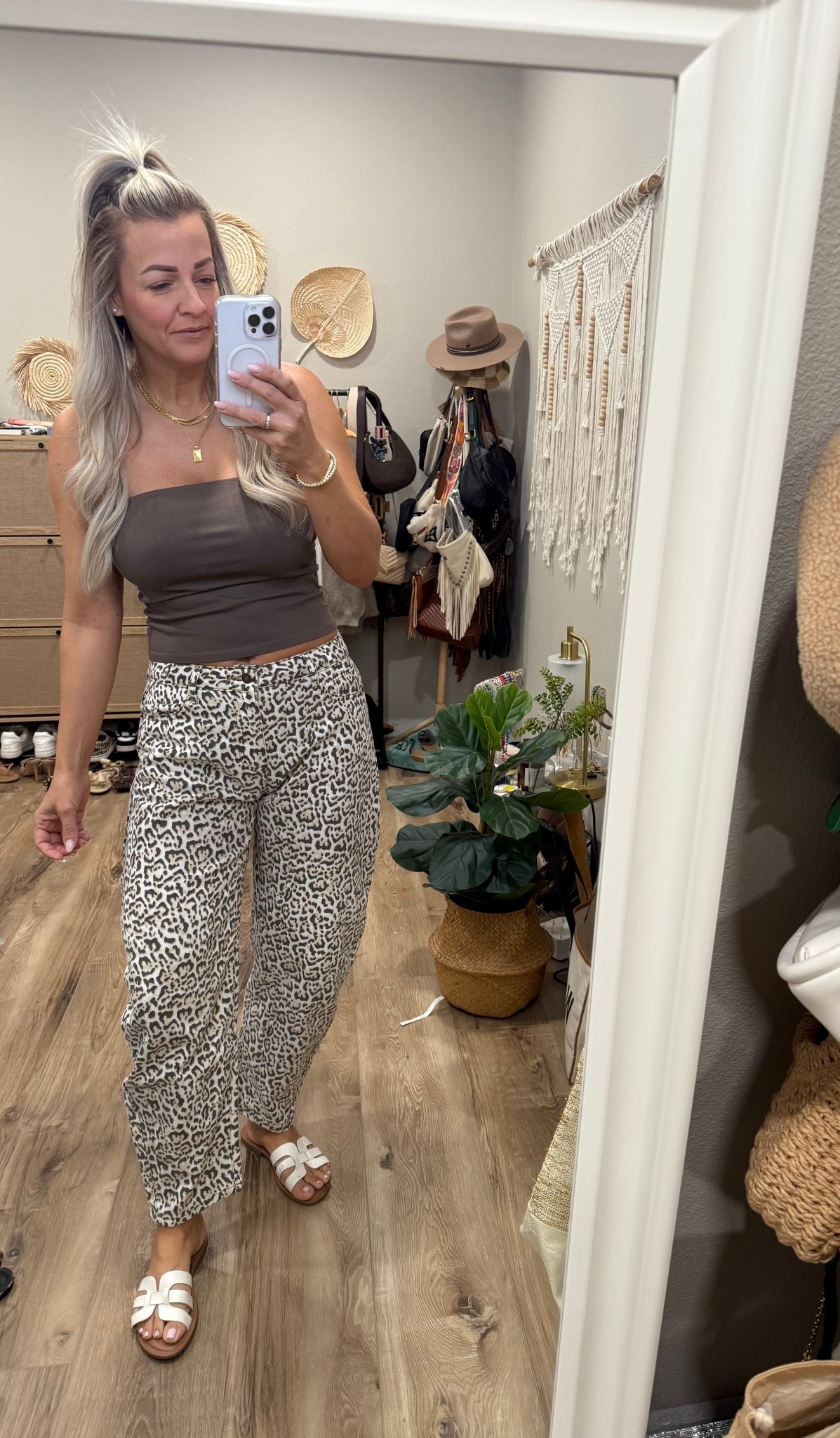 #LTKGiftGuide #LTKFindsUnder100 #LTKootd