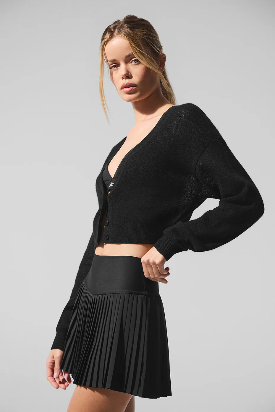 ALO | Sheer Cashmere Cropped Cardigan Sweatshirt in Black, Size: 2XS | Alo Yoga (US)