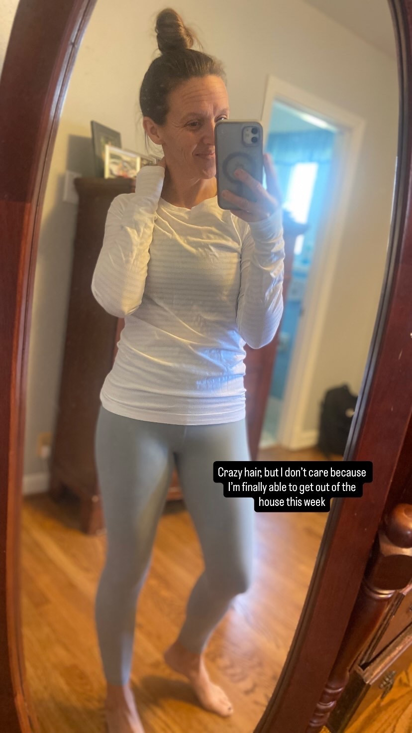 Crazy hair, but I don’t care because I’m finally able to get out of the house this week.  The whole fam, myself included has been sick this week, it’s has been quite the nightmare. 


Crazy morning hair and I don’t care! This is like the first time all week I’m getting out after being sick, so I don’t care, haha. 


#athleta #athletasale #runningtight #runningtop #salefinds #fallworkout #winterworkout #LTKselfcare #LTKActive #LTKU #LTKOver40 




#LTKSaleAlert #LTKFindsUnder100 #LTKmomlife