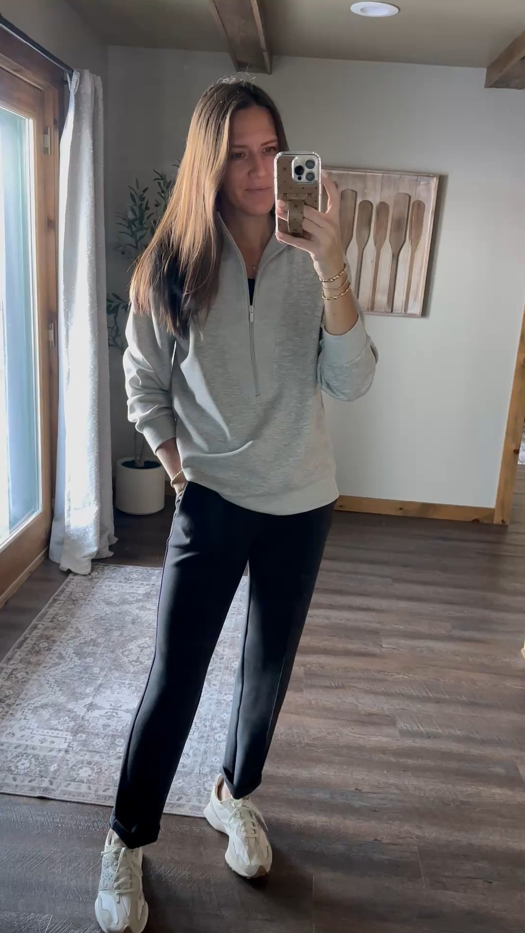 Todays outfit

Pullover - medium 
Pants - small long 