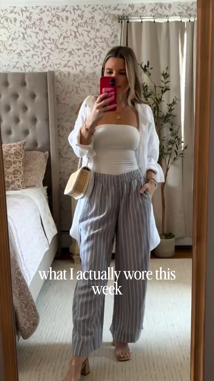 Comment PETITE for links to spring outfits! 🔗 ☀️ 💕 

#petitestyle #petiteoutfits #outfitinspo #ootd #styling styletips stylehacks whattowear grwm outfitstocopy petitejeans petitedenim