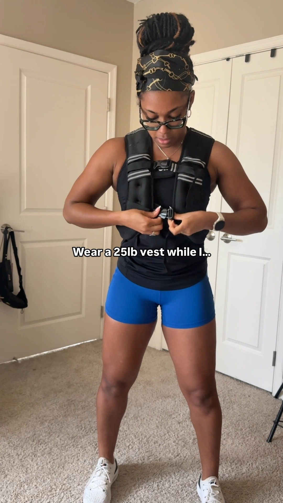 Weighted vest + housework = a great workout 💪🏽