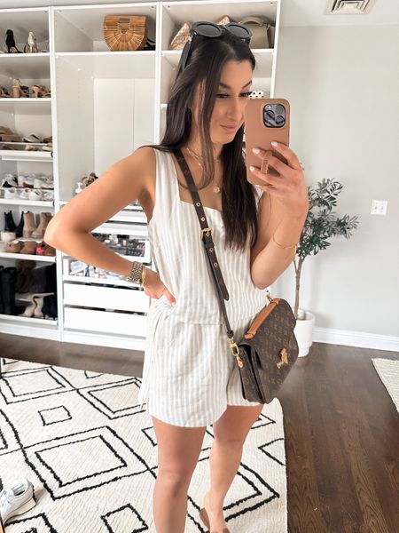 The neutral set of my dreams 🥰 this two piece makes me want to lie on a beach in st tropez somewhere 🤣 the cutest striped linen print and so comfy and chic!



Petite outfit, abercrombie sale, abercrombie, AnF, 2 piece set, linen set, neutral outfit, neutral 2 piece, two piece set, striped set, spring outfit, spring transition look, summer look, summer outfits 

#LTKFindsUnder50 #LTKStyleTip #LTKSeasonal