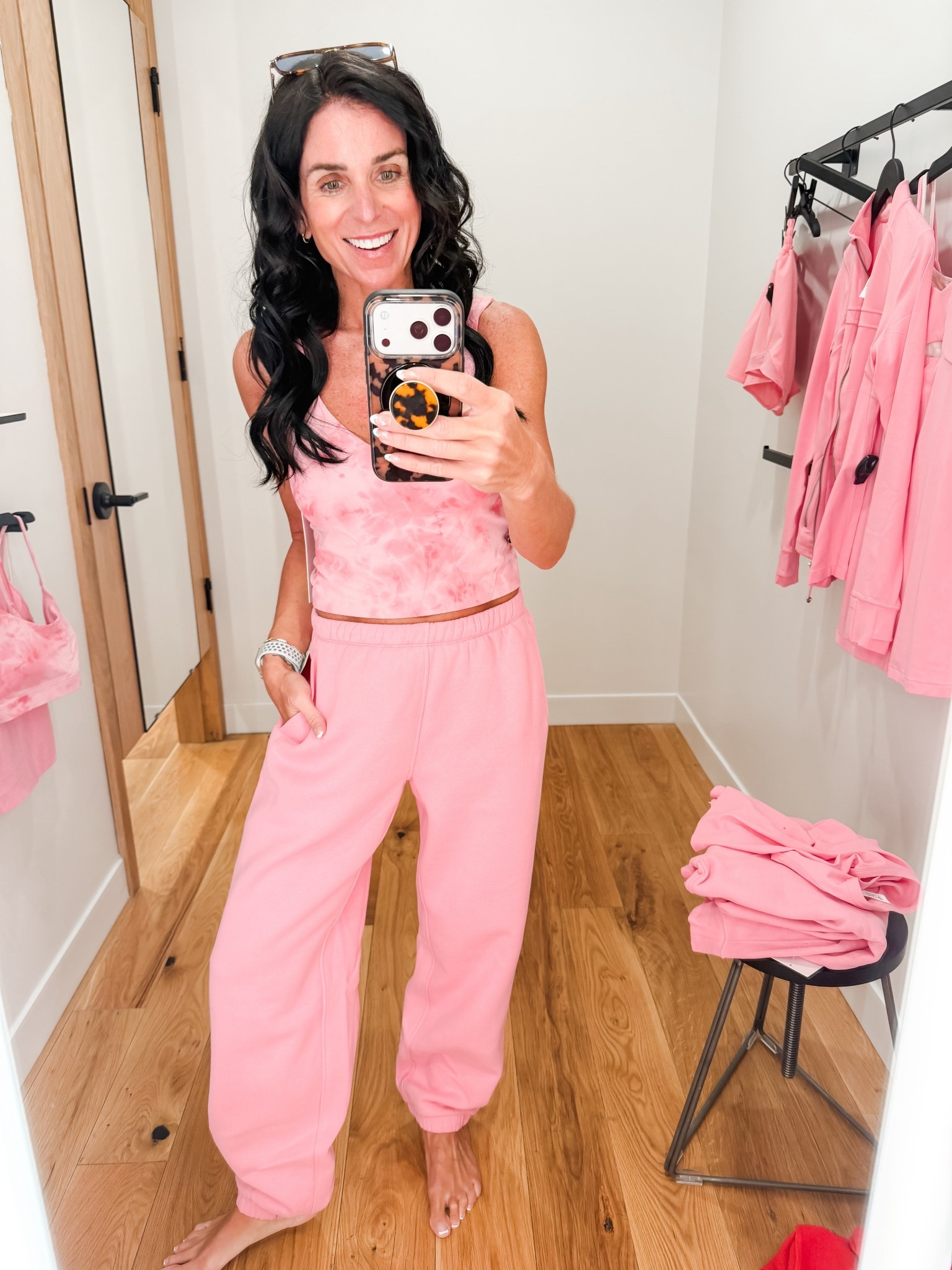 8 top 
XS sweatpants 

#LTKfitnessgoals #LTKootd #LTKActive