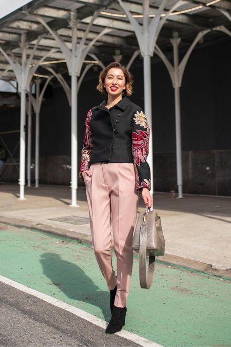News flash 📰 This week I was featured in my favorite workwear brand @mmlafleur’s blog The M Dash sharing style tips on how to wear trousers—hint: balance is key!

Full article is linked in my IG story. Thanks M.M. LaFleur for tapping me for this piece!

.
.
.
.
.

#mmlafleur #inmymm #streetstyle #chictopiastyle #whowhatwearing #discoverunder10k #ootdfashion #ootdinspiration #styleinspo #styleblogger #streetstylenyc #nycstreetstyle #streetstyleluxe #streetstyleinspo #nyfw #gucci 

#LTKstyletip #LTKworkwear #LTKtravel