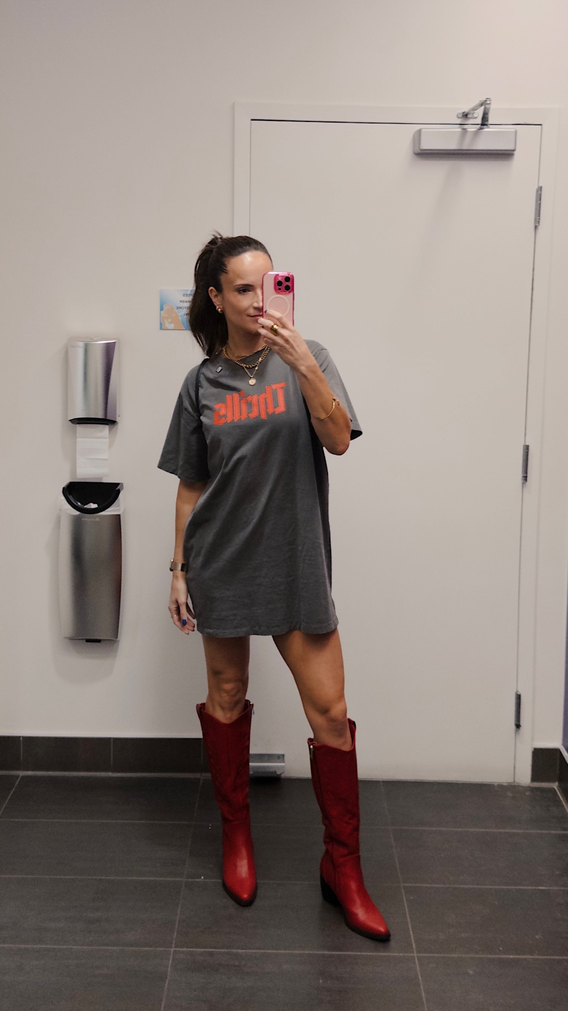 Obsessed with these red cowboy boots from Amazon ❤️ t-shirt dress is from princess polly like 2019!#western #cowboyboots #anazonfinds 