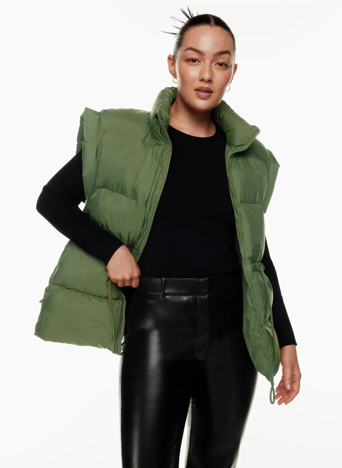THE CHALET PUFFER VEST | Aritzia