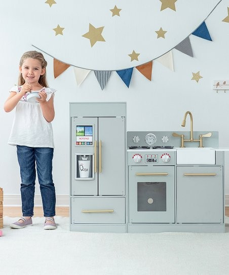 Teamson Kids Little Chef Chelsea Retro Wooden Play Kitchen Set | Zulily