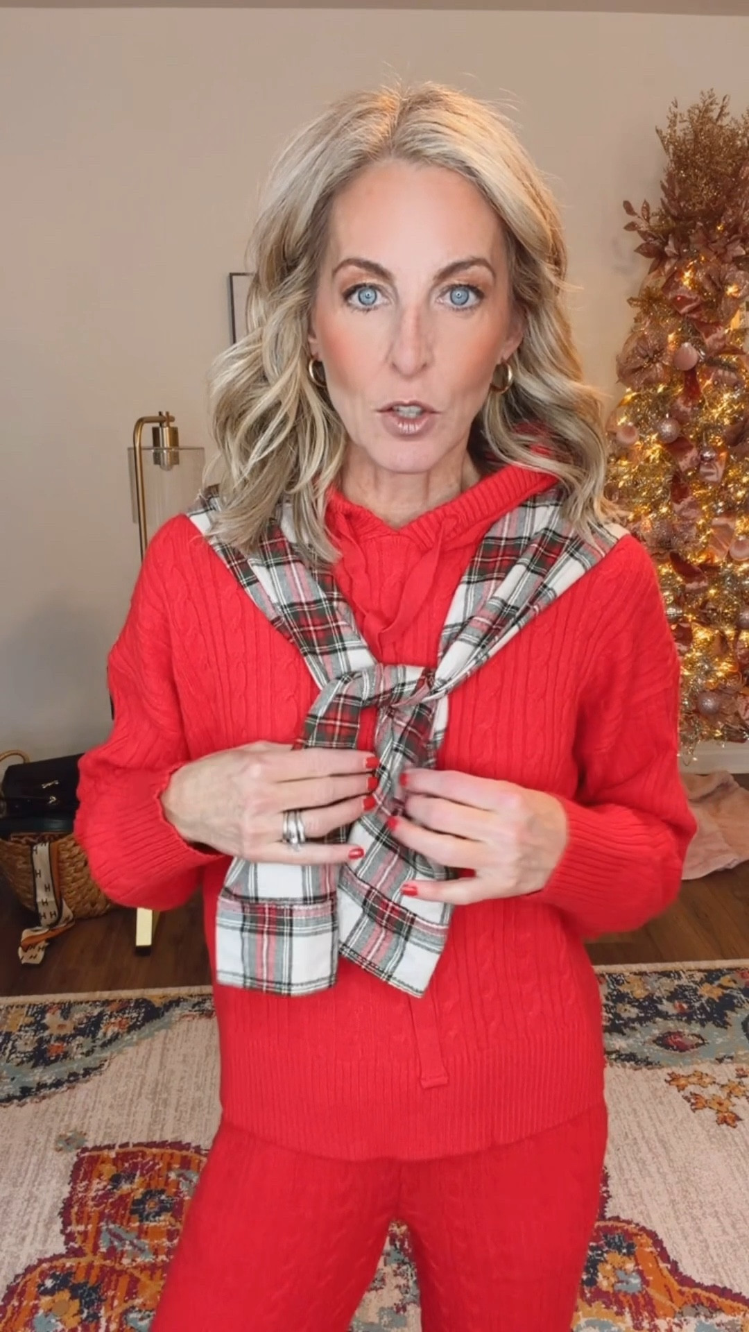 This cozy Walmart knit set is that good. I loved it so much in navy that I went back and grabbed it in red—and I’m so glad I did. It’s incredibly comfortable, still in stock, and easily carries you straight into Valentine’s Day. ❤️

Both pieces are under $25 (under $30 total!), and I’m wearing a size small in both. Cute, cozy, affordable, and perfect for everyday wear—this is one of those sets you’ll reach for again and again.