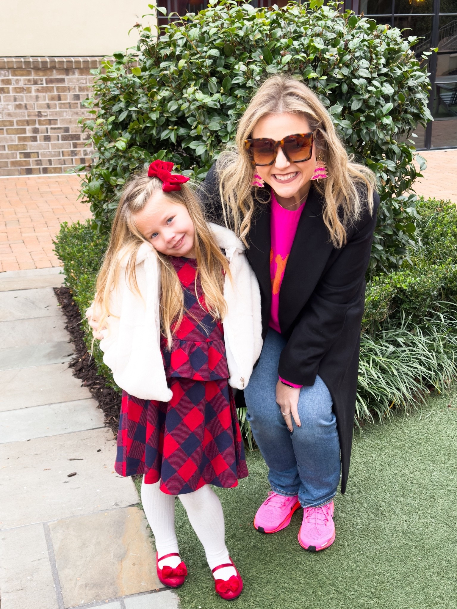 Orange and hot pink MERRY sweater is 25% off! 

#LTKHoliday #LTKOver40 #LTKSaleAlert