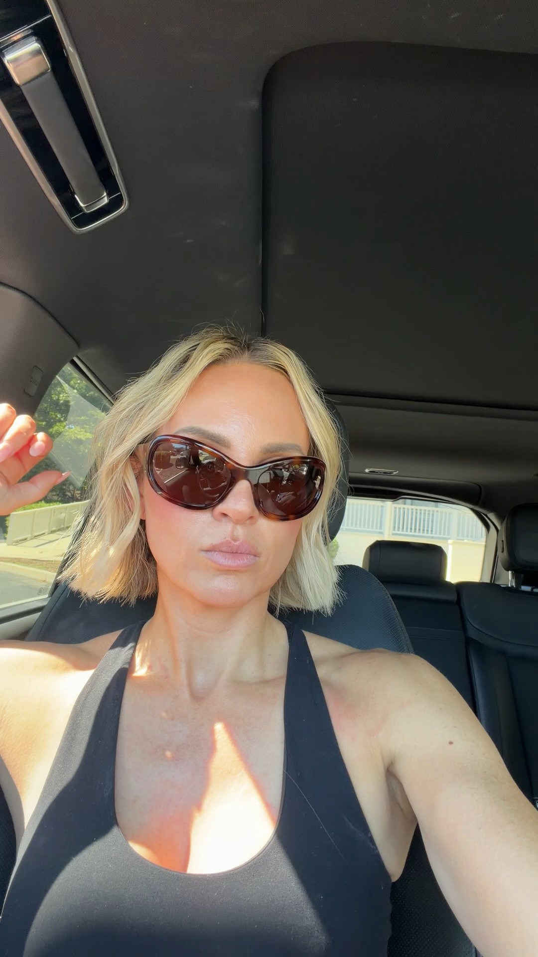 These sunglasses are all the rage right now! I like that I don’t know anything like them ￼

#LTKOver40 #LTKootd #LTKActive