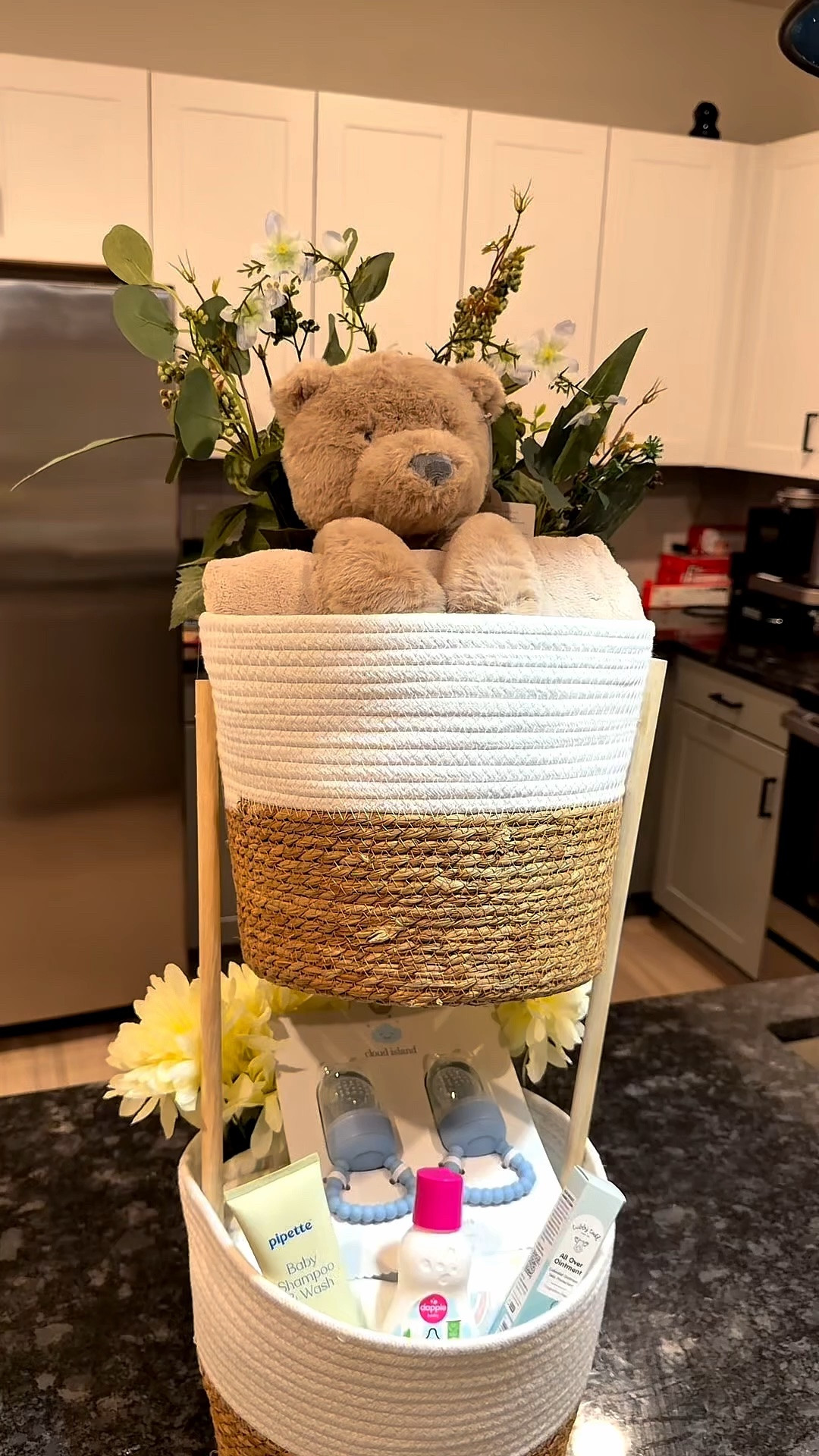 Make A DIY Baby Shower Gift With Me As A SAHM Of 3

#sahm #babyshowergift #momof3 #babyshowergiftidea #momlife fyp explorepage atlantamom babygift  stayathomemom targetfinds

#LTKmomlife #LTKBaby #LTKKids