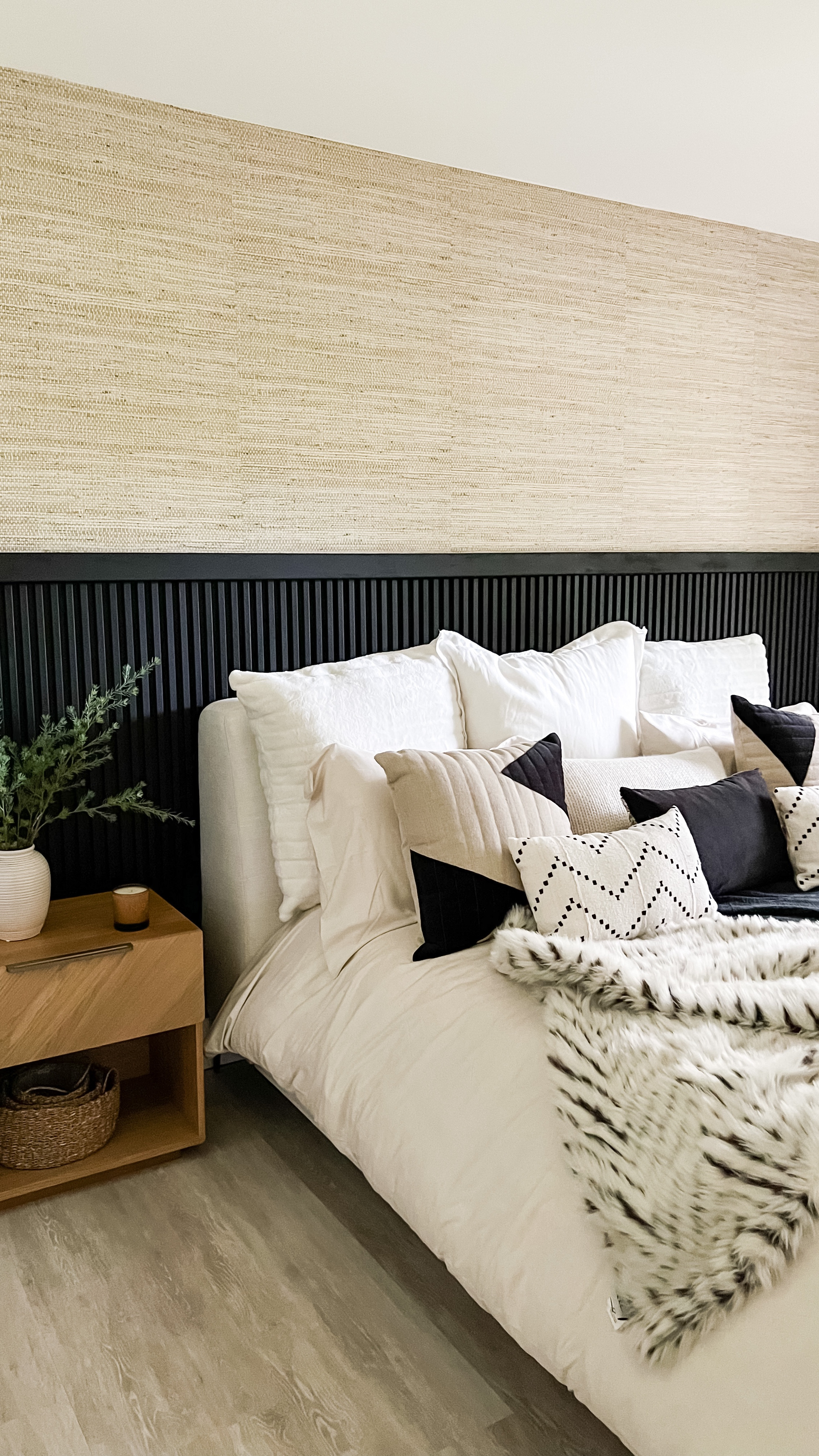 This room doesn’t get shown enough around here 👀🤎

#LTKBeauty #LTKHome #LTKStyleTip