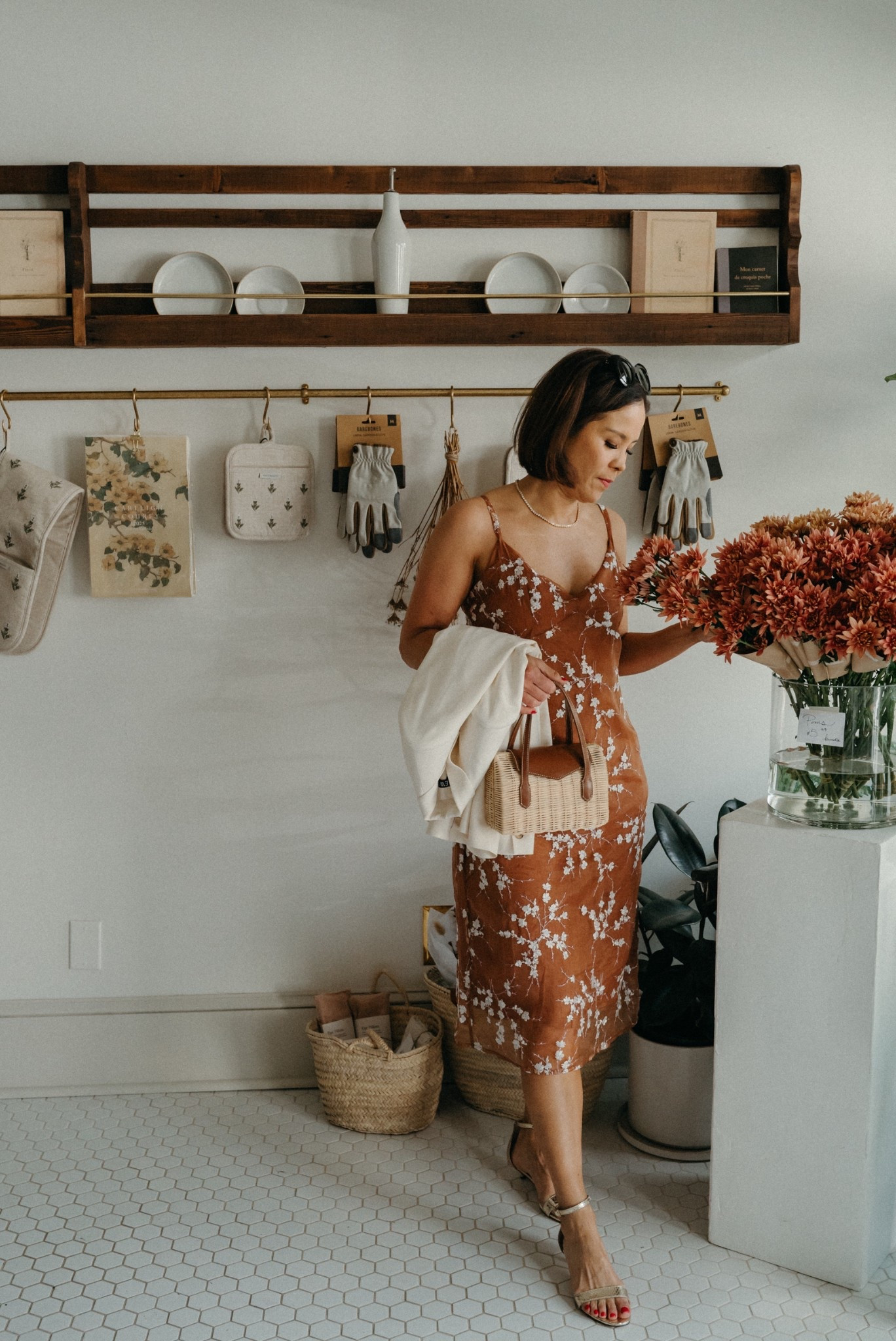 New spring dresses from @jcrew
Wearing size 4 in dress, I did size down one 
Sandals are true to size
Size down one in blazer as it’s oversized. 
Linking other favorite spring dresses. 

#injcrew #ad #sponsored 