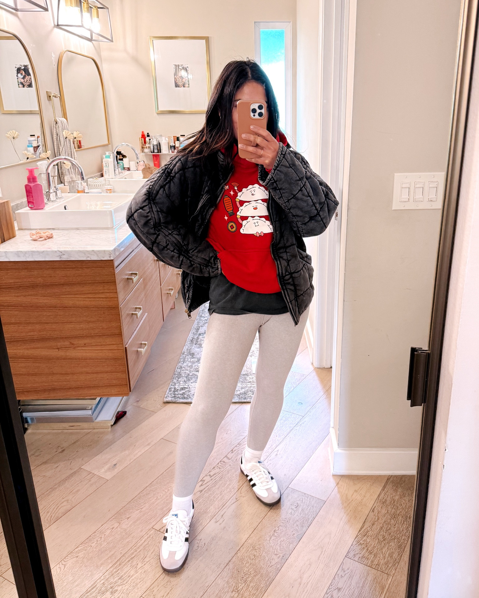 Casual comfy outfit!! These ribbed leggings are so soft and flattering, runs TTS

#LTKstyletip #LTKfindsunder100 #LTKSeasonal