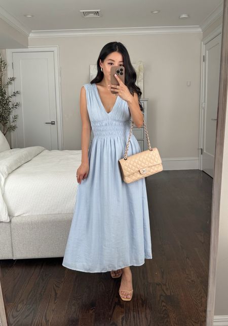 20% off Abercrombie + extra 15% off select items, including this lovely summer dress 

•Crinkle textured smocked waist maxi dress - trying on xs petite which is a comfortable fit . Nursing friendly style. Previously I had also tried xxs petite but one size up has more comfort and flow ones on me.
•Reformation sandals sz 5

#petite 

#LTKsalealert #LTKSeasonal #LTKFind
