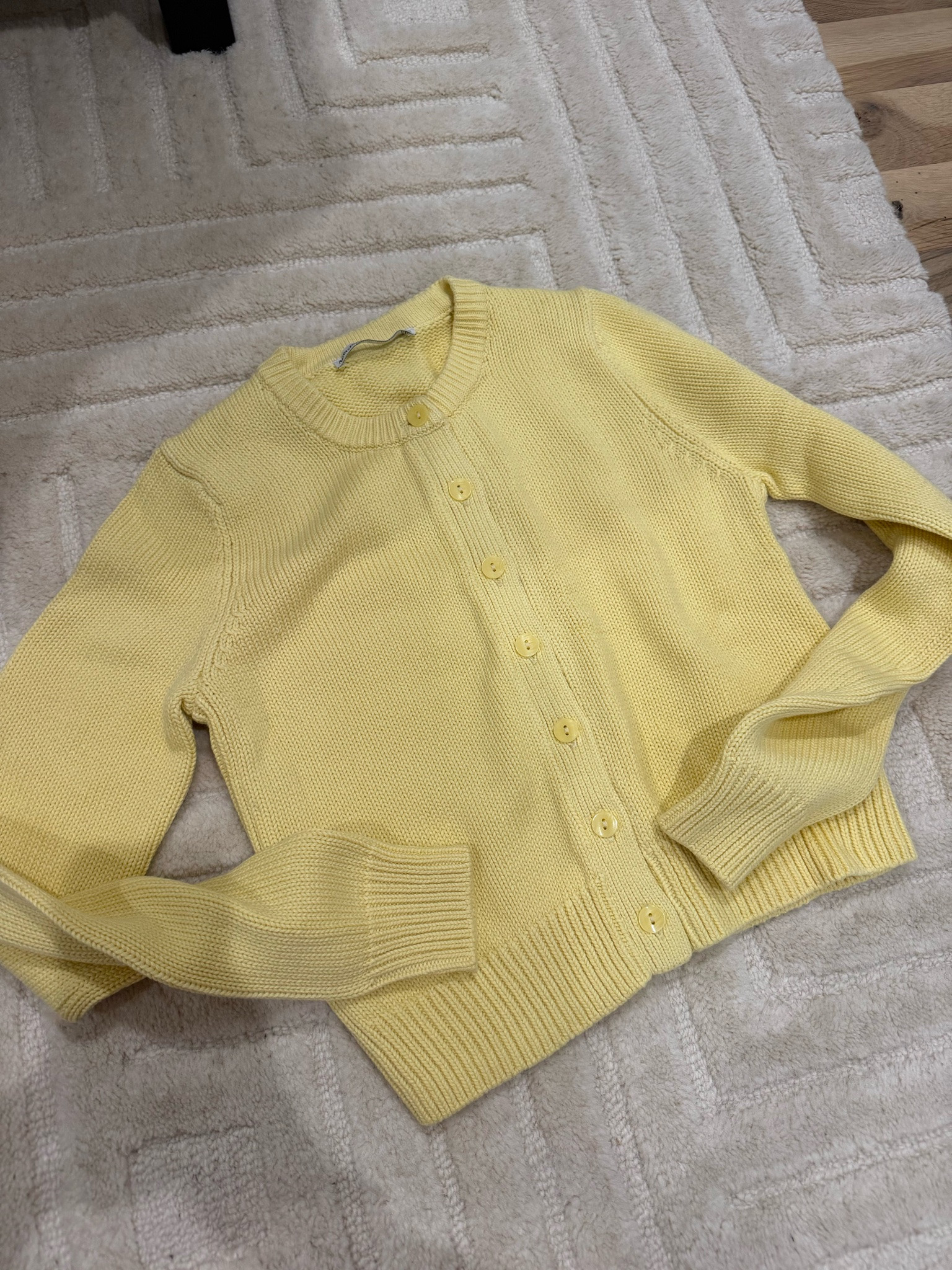 Yellow trending cardigan on sale size xxs fall outfit