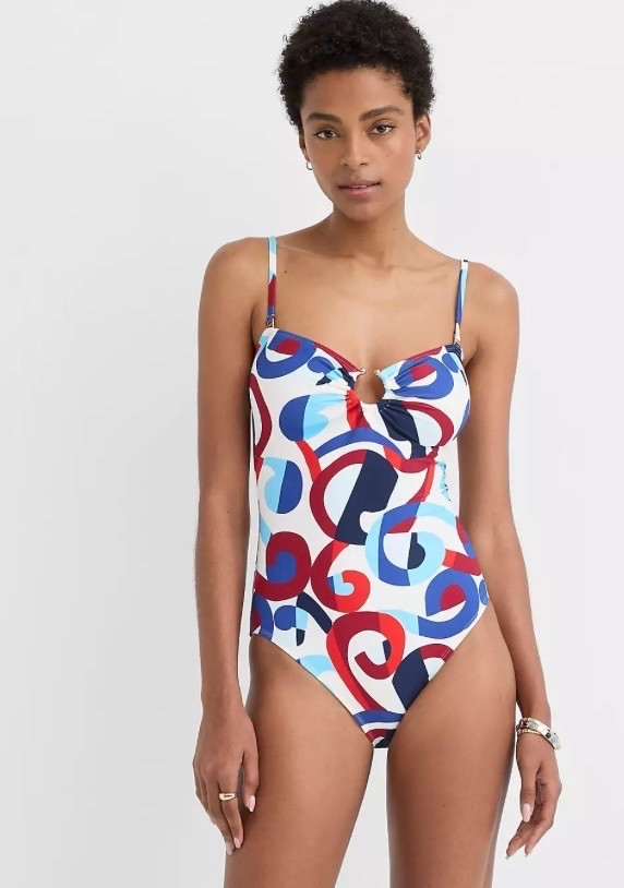 Swimsuit On Sale!

#LTKSwim #LTKTravel #LTKOver40