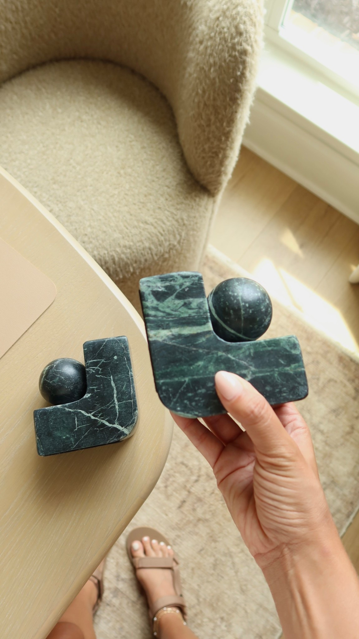 The cutest marble bookends!!!

Marble bookends
Eclectic decor target home finds 

#LTKHome #LTKFindsUnder50 #LTKSeasonal