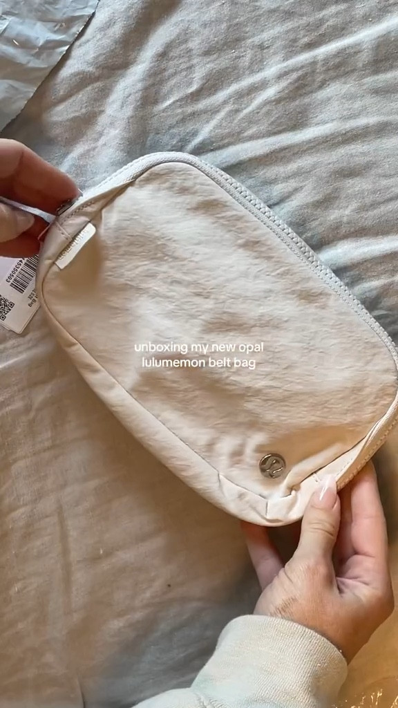 finally, my first lululemon belt bag 🥹🫶🏼 

#LTKitbag #LTKtravel #LTKstyletip