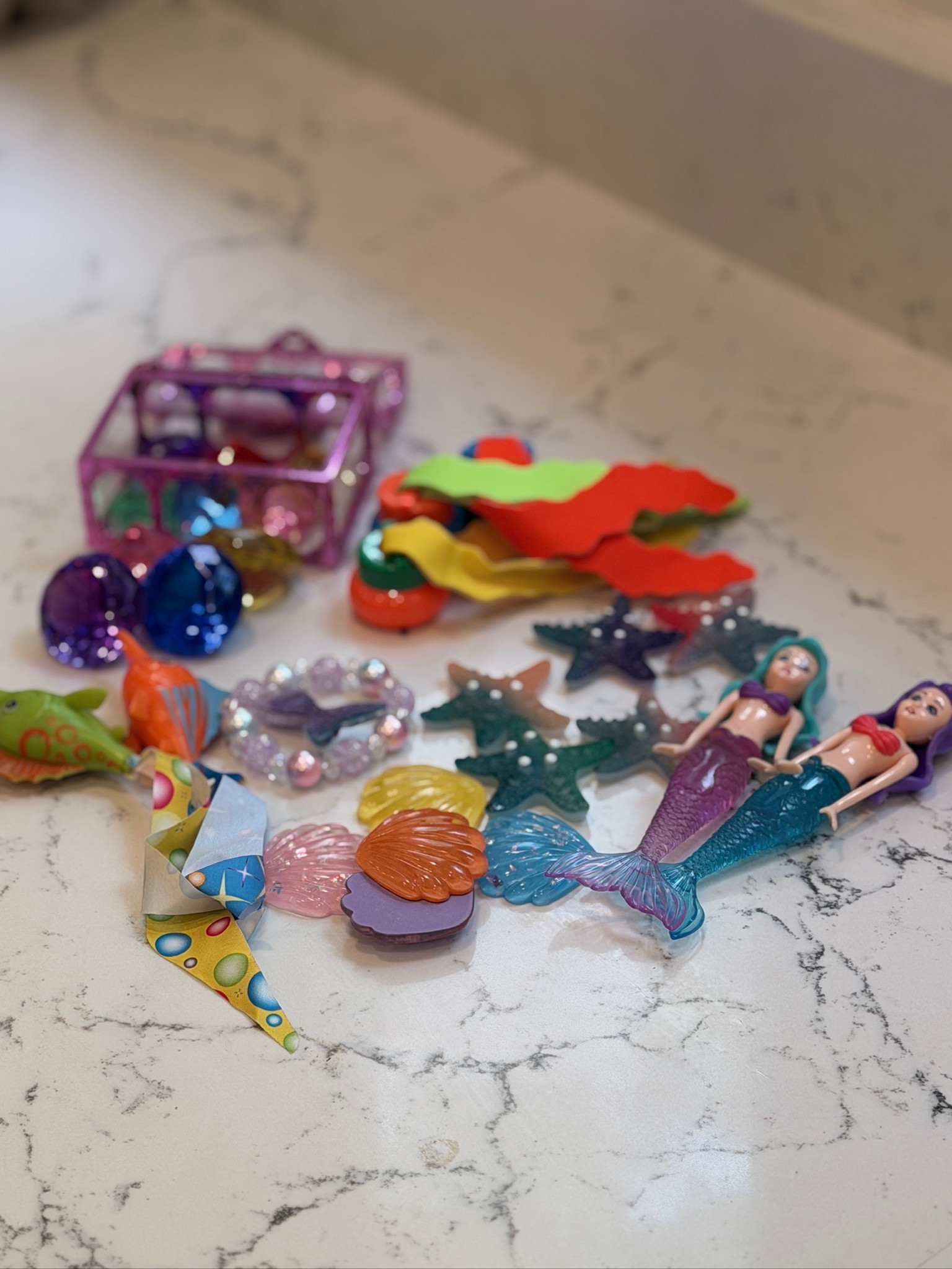 This is going to be our pool toy of the SUMMER!!! also comes with a mesh bag to put everything in which I love💜

I love that the pieces aren’t too small so Chasie can play with them too🥰



Summer activities, swim, pool day, kids, mom life, girl mom, pool toys, outdoors, seasonal, missy franklin johnson, missy_franklin
  

 #LTKSeasonal #LTKSwim #LTKKids