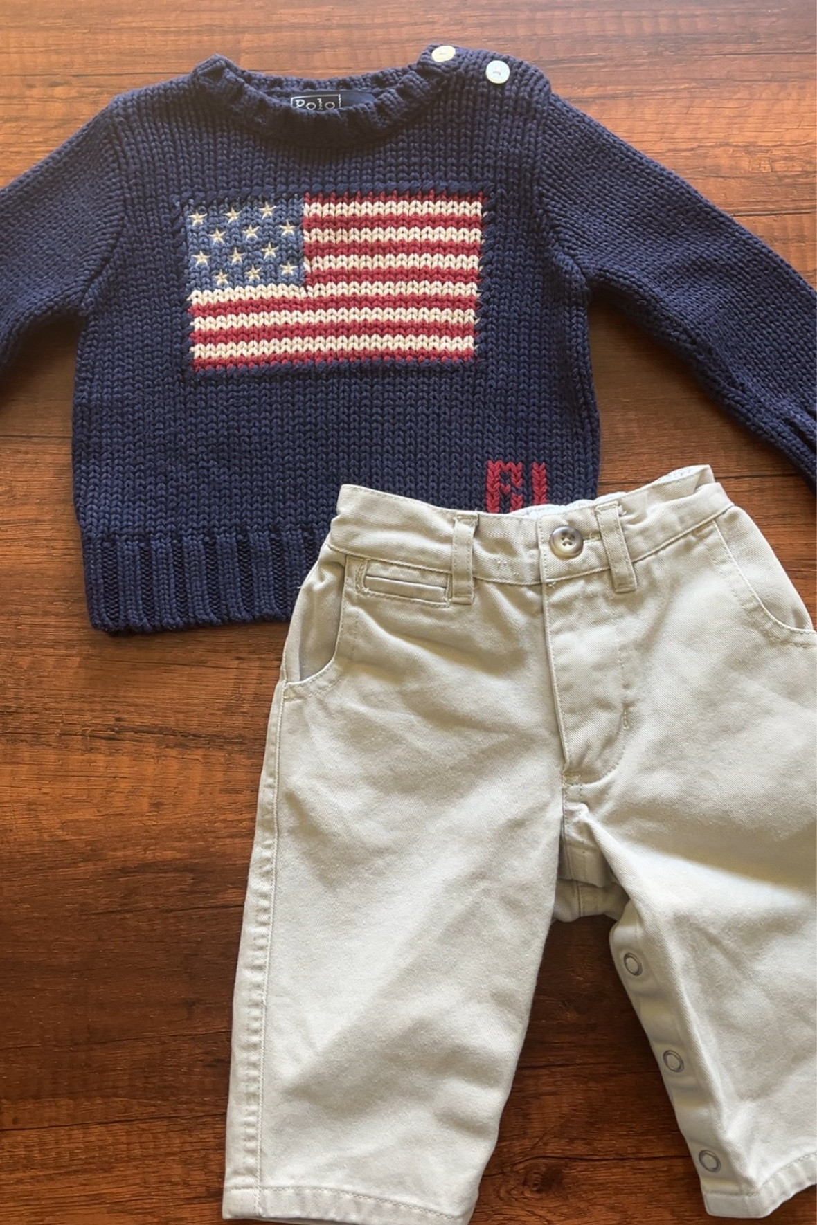 🇺🇸 THE iconic Flag knit sweater by Ralph Lauren. A classic piece that will always be in style for your little one. And if I let you in on a secret: the resale value is REALLY good! If you’re looking for a collector’s item for your child’s wardrobe, this sweater is well worth the investment 💙🥹🫶🏽

#LTKBump #LTKBaby #LTKKids