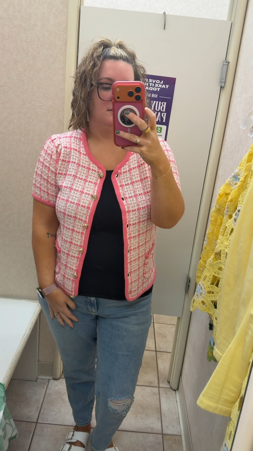 I didn’t get the pink and should’ve gotten the pink. 

#LTKvlog #LTKdayinmylife #LTKMidsize