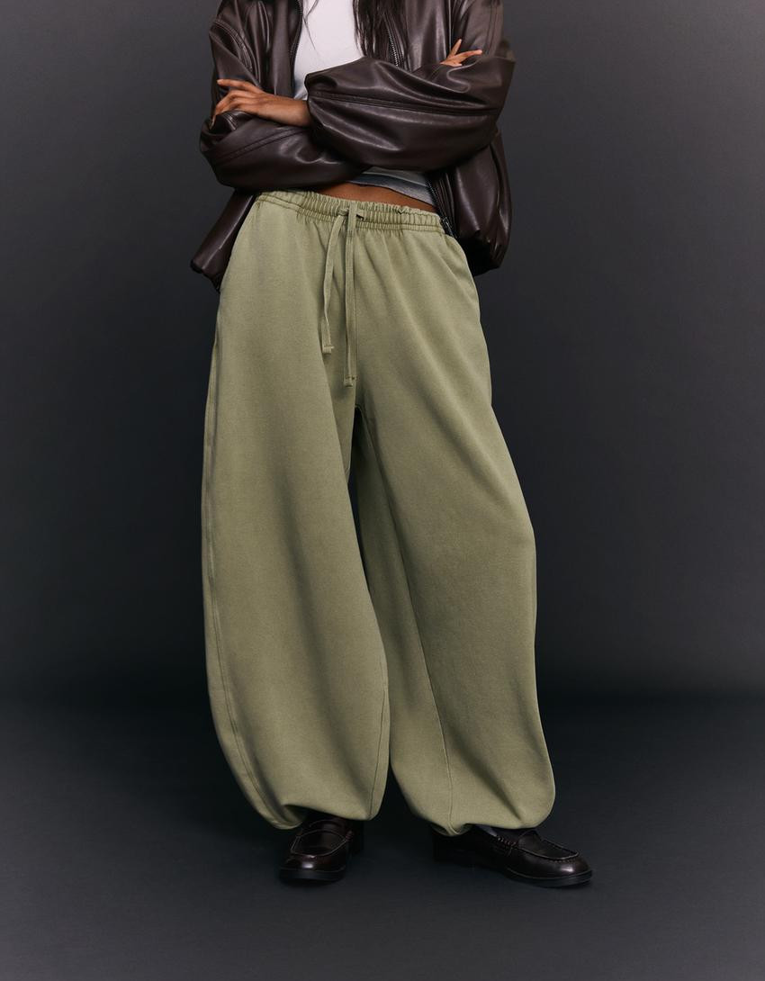 Barrel plush trousers with stoppers - Women | Bershka GB