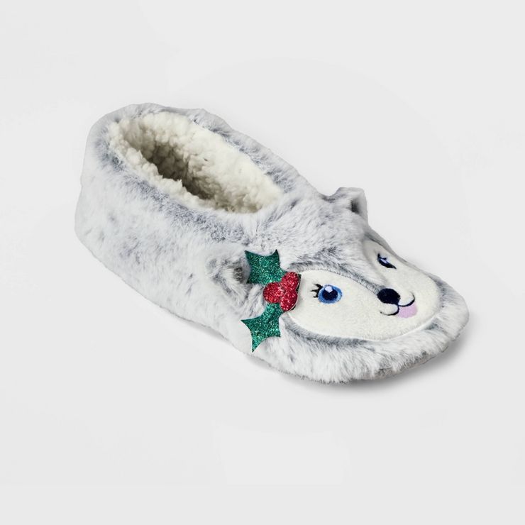 Women's Holiday Husky Faux Fur Pull-On Slipper Socks with Grippers - Wondershop™ Gray | Target