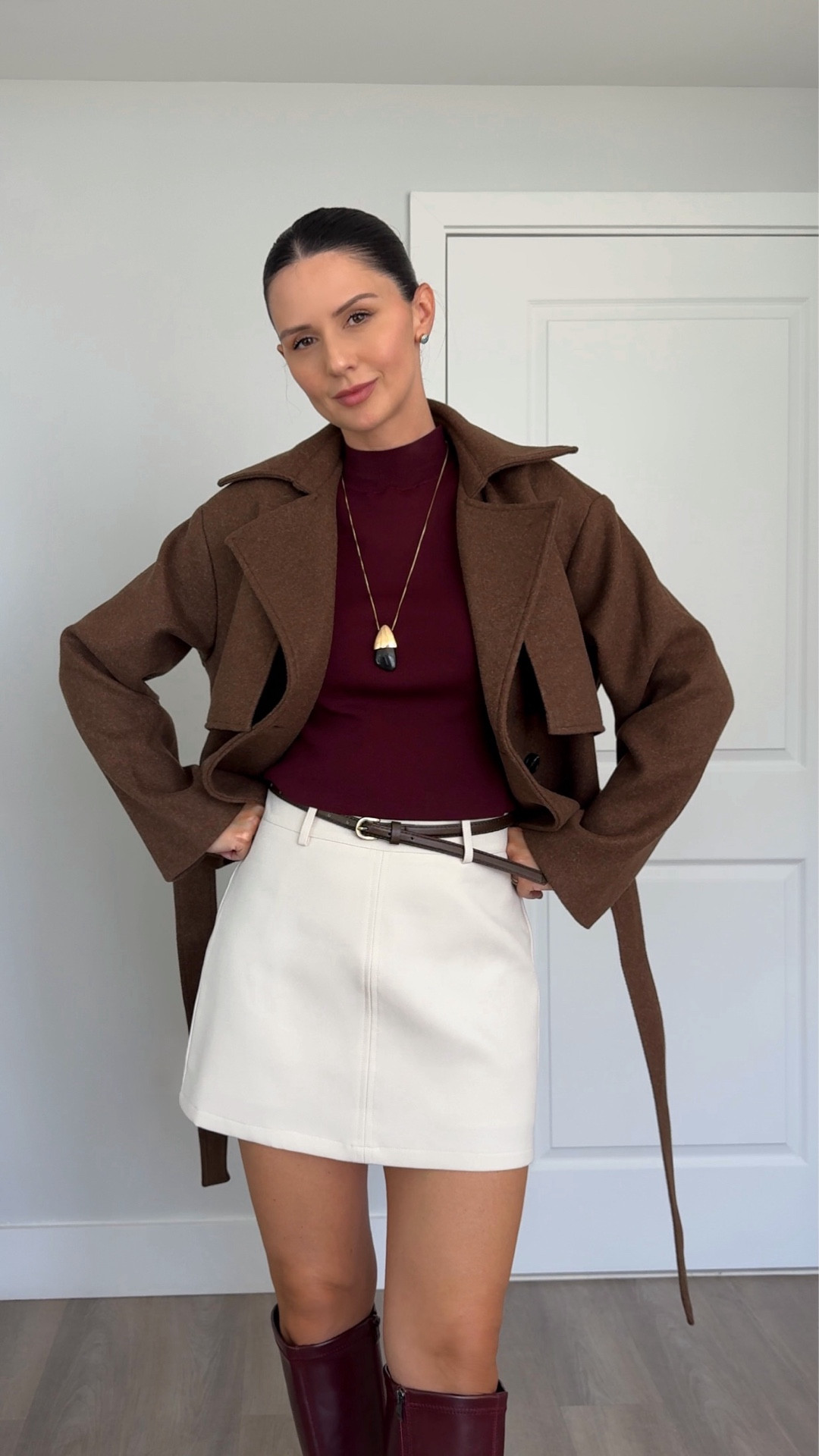 Styling some gorgeous pieces from @commense.official
The top is part of a skirt set that I am posting later but it worked really well under the short trench coat 🤎

Code: schanamoschen_12

#LTKFindsUnder100 #LTKgrwm #LTKStyleTip