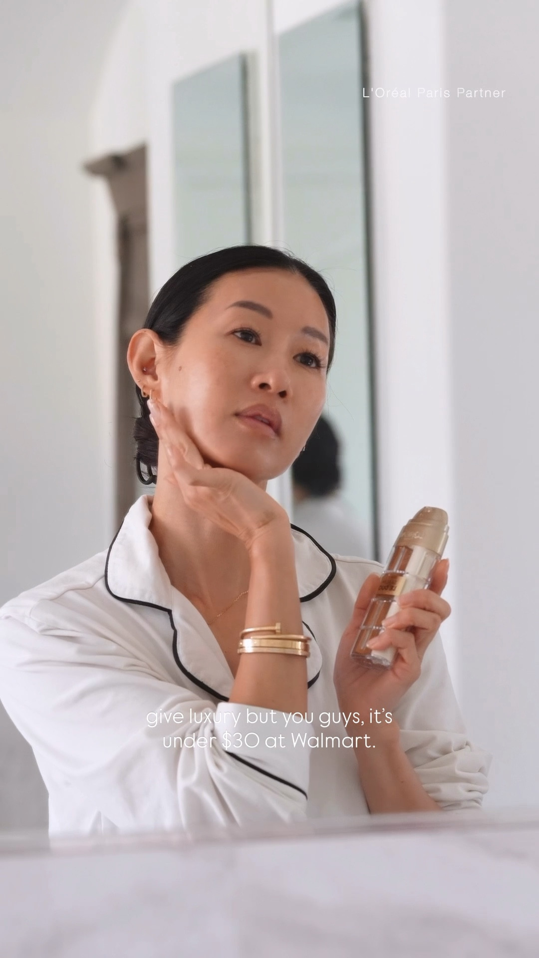 Mornings in my house start fast, so my skincare has to keep up. Two serums, one product, multiple benefits, plus I’m out the door by 7am with glowing skin. And the best part? @lorealparis Serum Le Duo feels like a luxury serum without the luxury price tag. It’s under $30 at @walmart. #LOrealParisPartner #LOrealSerumLeDuo #skincare #ltkbeauty #ltkselfcare #ltkmomlife

#LTKOver40 #LTKFindsUnder50 #LTKmorningroutine