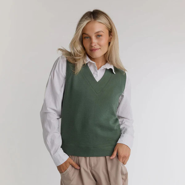 Atlas Ribbed Vest, Green | Albion Fit