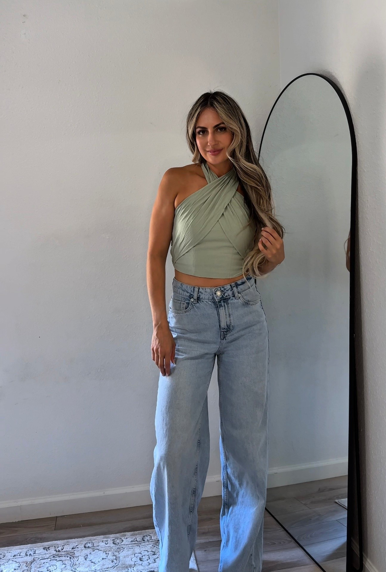 Spring ootd,

Outfit inspo, affordable fashion, amación cute top with jeans 


#LTKgrwm #LTKdayinmylife #LTKootd